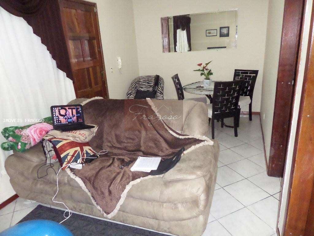 Sobrado à venda com 3 quartos, 70m² - Foto 2