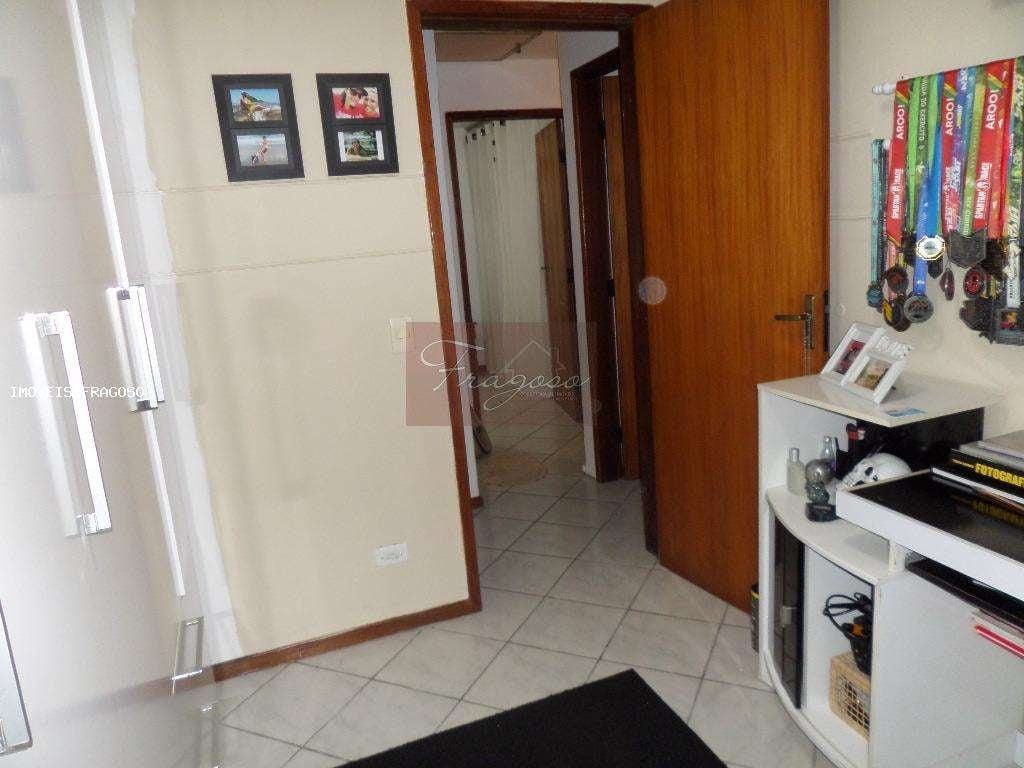 Sobrado à venda com 3 quartos, 70m² - Foto 13