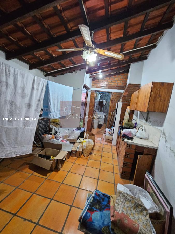 Casa à venda com 3 quartos, 364m² - Foto 24