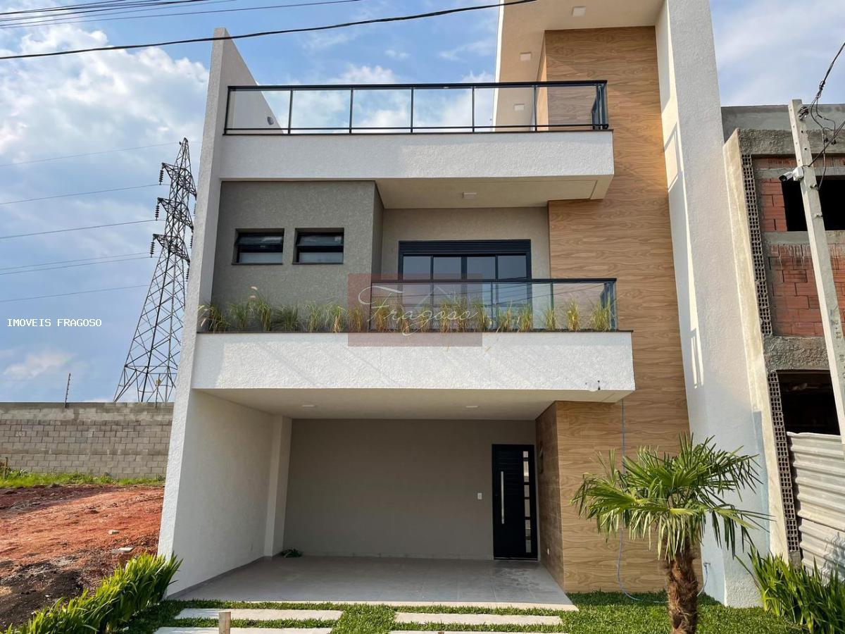 Sobrado à venda com 3 quartos, 201m² - Foto 1