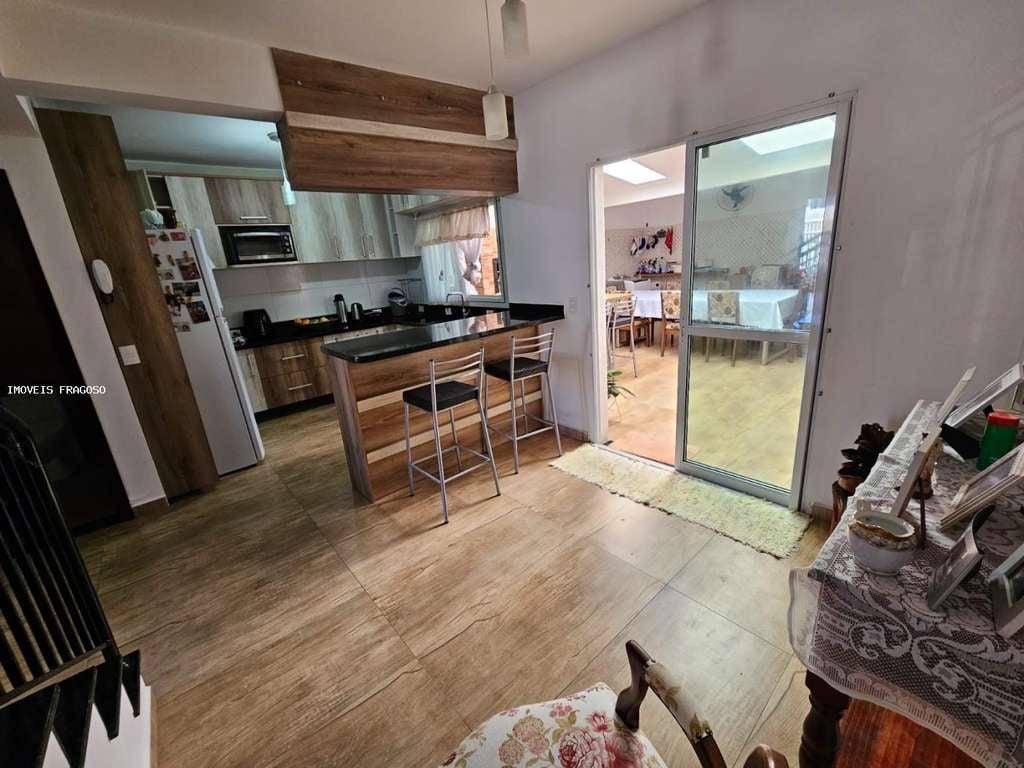 Sobrado à venda com 3 quartos, 149m² - Foto 56