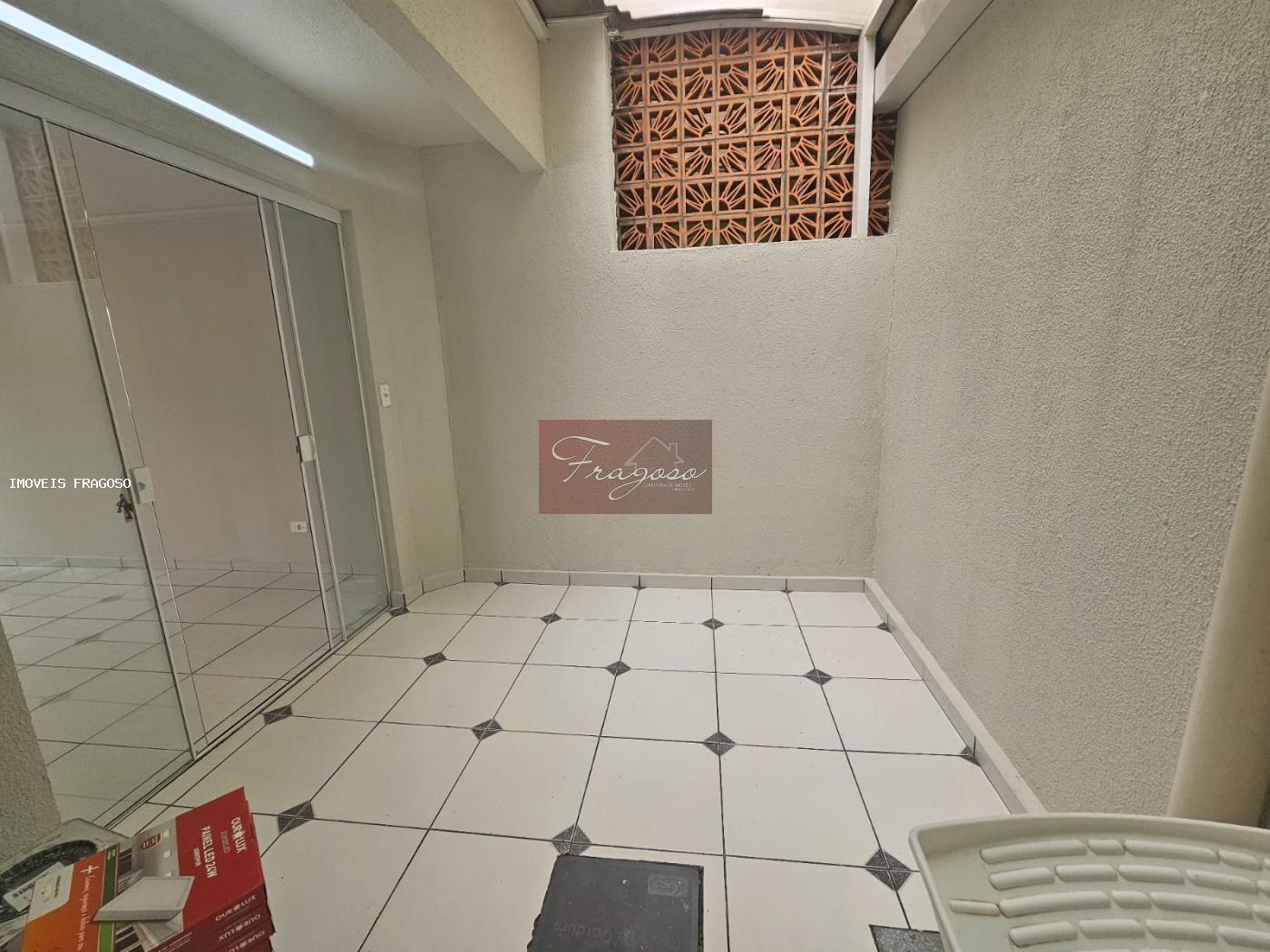 Sobrado à venda com 3 quartos, 76m² - Foto 15