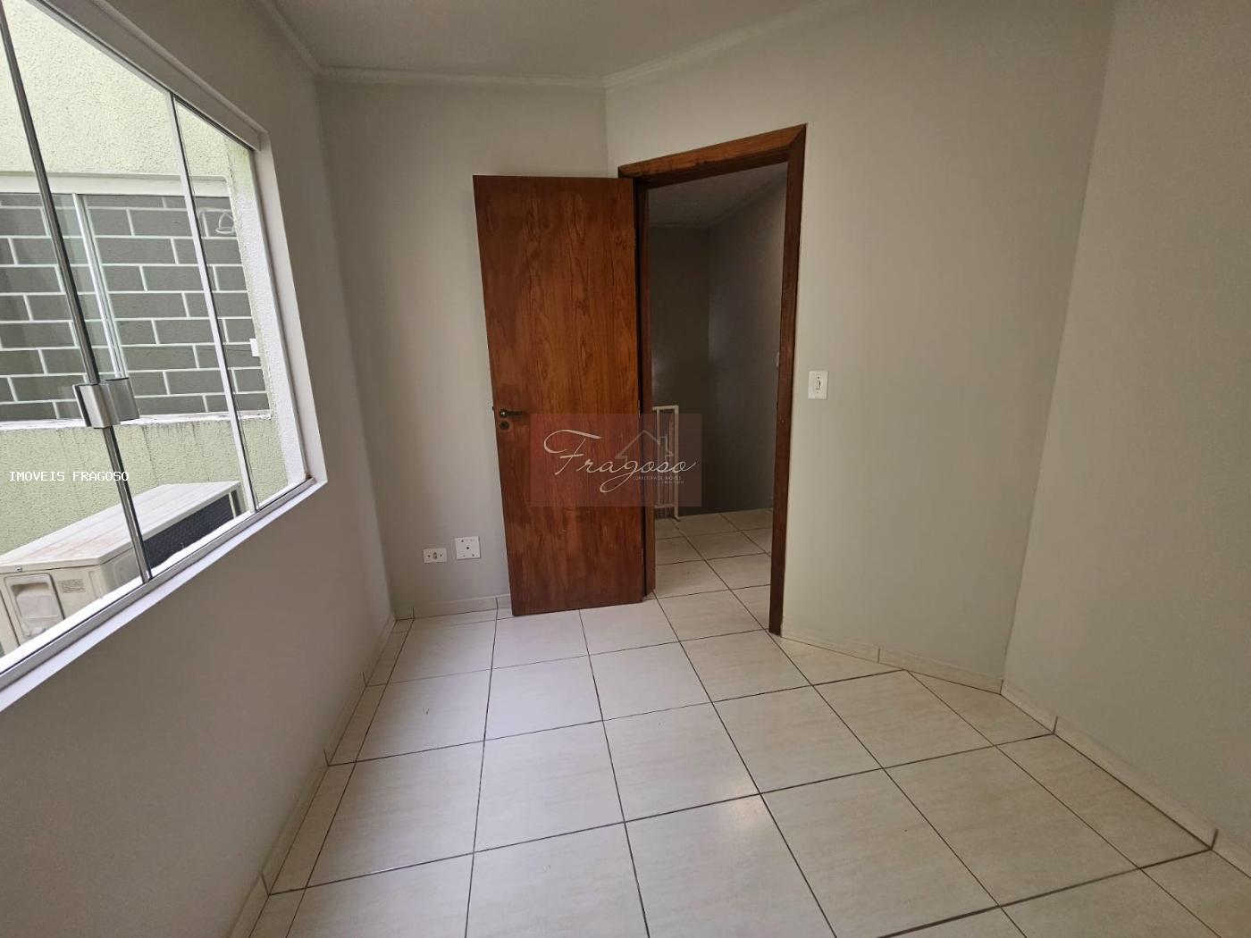 Sobrado à venda com 3 quartos, 76m² - Foto 24