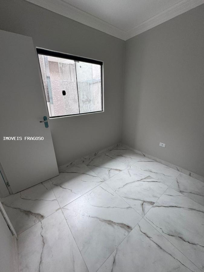 Casa à venda com 2 quartos, 42m² - Foto 6